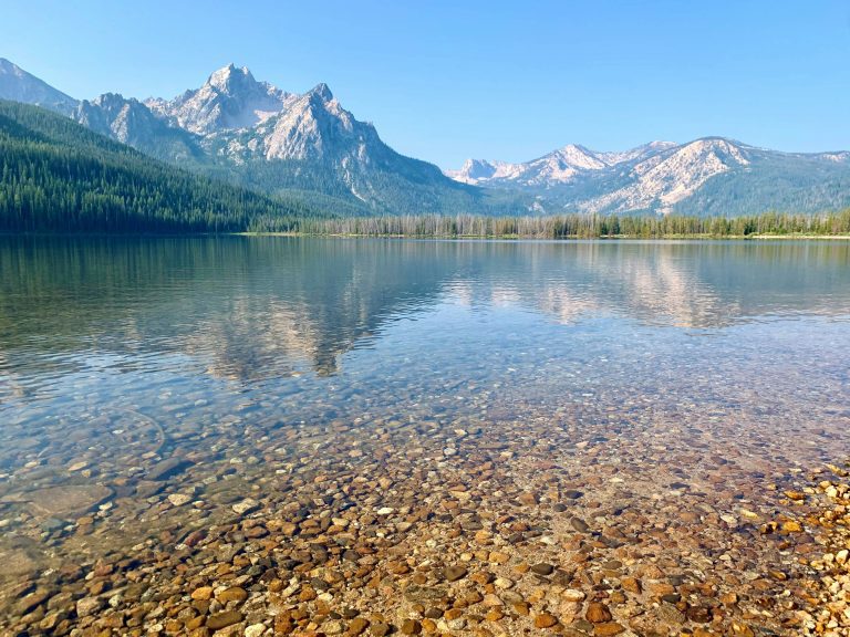 Stunning alpine views of Sawtooth Range where is the location ofSawtooth Lake Trail Idaho.